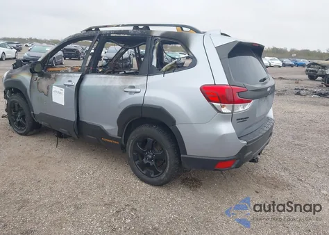 2022 Subaru Forester Wilderness z USA, uszkodzony, nr VIN JF2SKAMC4NH457689